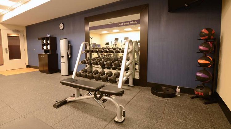 Hampton Inn & Suites Cazenovia Health