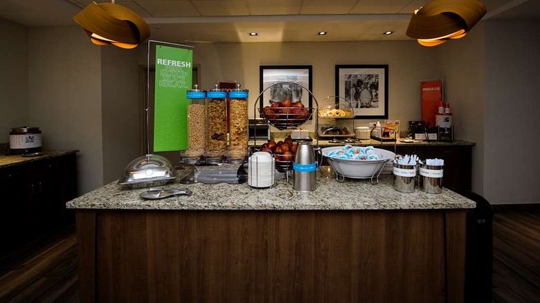 <b>Hampton Inn & Suites Truro Restaurant</b>. Images powered by <a href="https://iceportal.shijigroup.com/" title="IcePortal" target="_blank">IcePortal</a>.