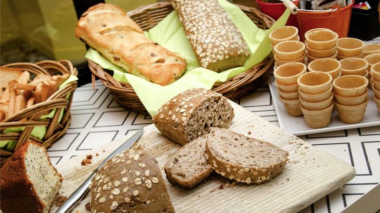 <b>Ibis Styles Auxerre Nord Restaurant</b>. Images powered by <a href="https://iceportal.shijigroup.com/" title="IcePortal" target="_blank">IcePortal</a>.