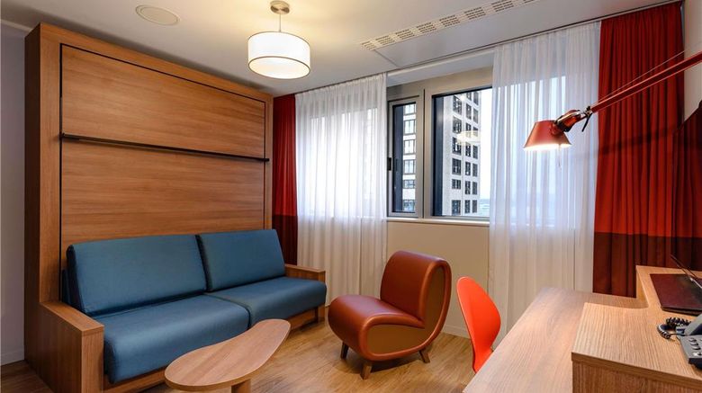 <b>Aparthotel Adagio Frankfurt City Messe Room</b>. Images powered by <a href="https://iceportal.shijigroup.com/" title="IcePortal" target="_blank">IcePortal</a>.