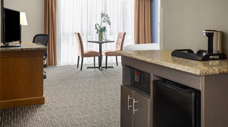 <b>Days Hotel Toms River Jersey Shore Suite</b>. Images powered by <a href="https://iceportal.shijigroup.com/" title="IcePortal" target="_blank">IcePortal</a>.