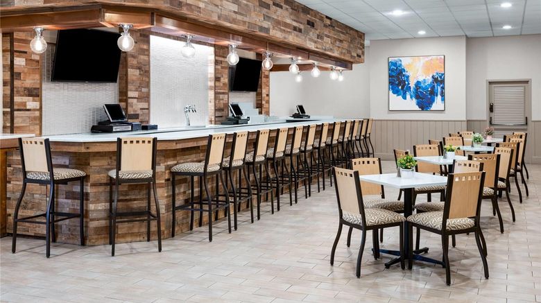 <b>Days Hotel Toms River Jersey Shore Restaurant</b>. Images powered by <a href="https://iceportal.shijigroup.com/" title="IcePortal" target="_blank">IcePortal</a>.