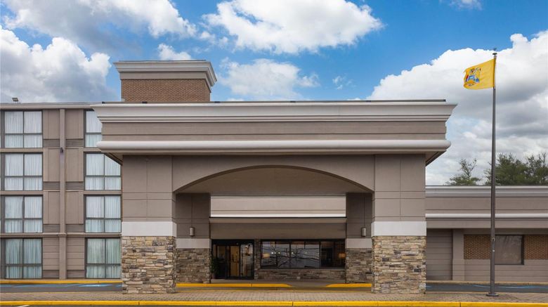 Days Hotel Toms River Jersey Shore Exterior. Images powered by <a href="https://iceportal.shijigroup.com" target="_blank" rel="noopener">Ice Portal</a>.