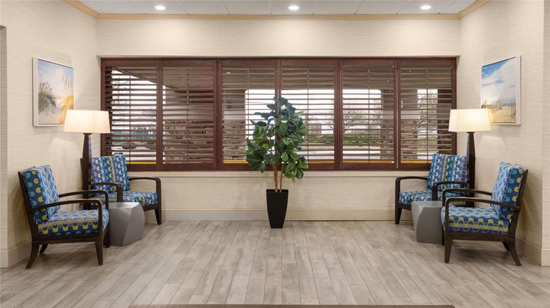 <b>Days Hotel Toms River Jersey Shore Lobby</b>. Images powered by <a href="https://iceportal.shijigroup.com/" title="IcePortal" target="_blank">IcePortal</a>.