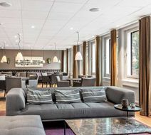 Best Western Plus Park Airport Hotel Lobby