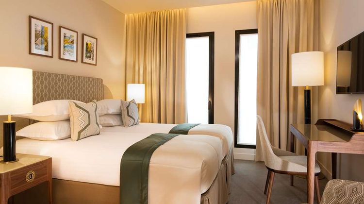 Le Tsuba Hotel Room