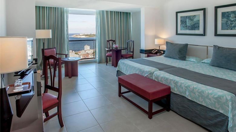 <b>Tryp Habana Libre Room</b>. Images powered by <a href="https://iceportal.shijigroup.com/" title="IcePortal" target="_blank">IcePortal</a>.