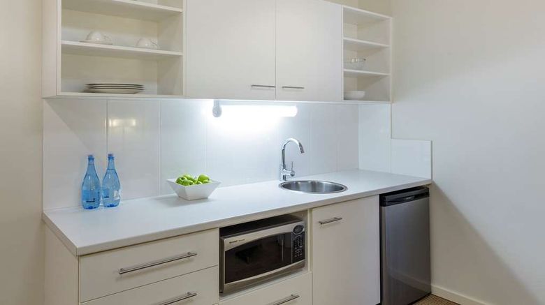 <b>Nesuto Geraldton Apartment Hotel Suite</b>. Images powered by <a href="https://iceportal.shijigroup.com/" title="IcePortal" target="_blank">IcePortal</a>.