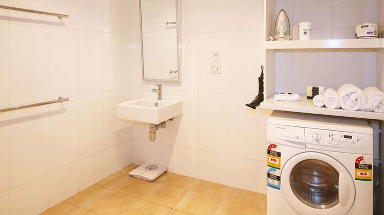 Nesuto Geraldton Apartment Hotel Room