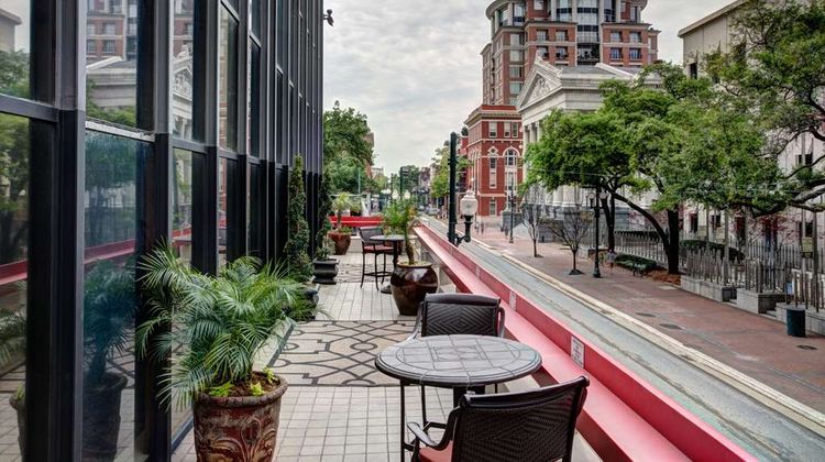 Best Western Premier Blake Hotel Exterior