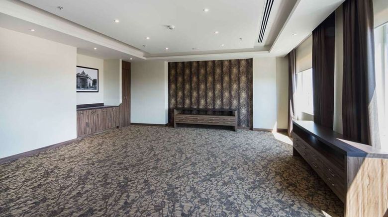 <b>Hampton Inn by Hilton Irapuato Meeting</b>. Images powered by <a href="https://iceportal.shijigroup.com/" title="IcePortal" target="_blank">IcePortal</a>.