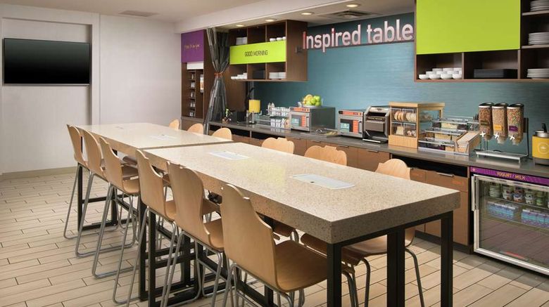 <b>Home2Suites by Hilton Nashville Franklin Restaurant</b>. Images powered by <a href="https://iceportal.shijigroup.com/" title="IcePortal" target="_blank">IcePortal</a>.
