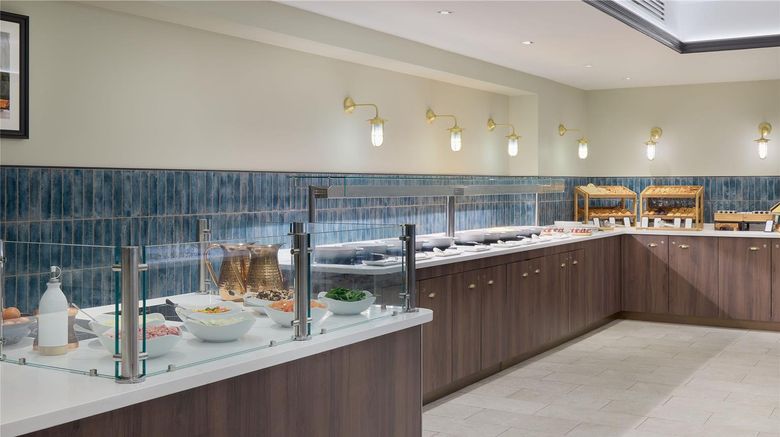 <b>Hilton Edinburgh Carlton Restaurant</b>. Images powered by <a href="https://iceportal.shijigroup.com/" title="IcePortal" target="_blank">IcePortal</a>.