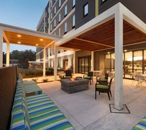 Home2 Suites by Hilton Hasbrouck Heights Exterior
