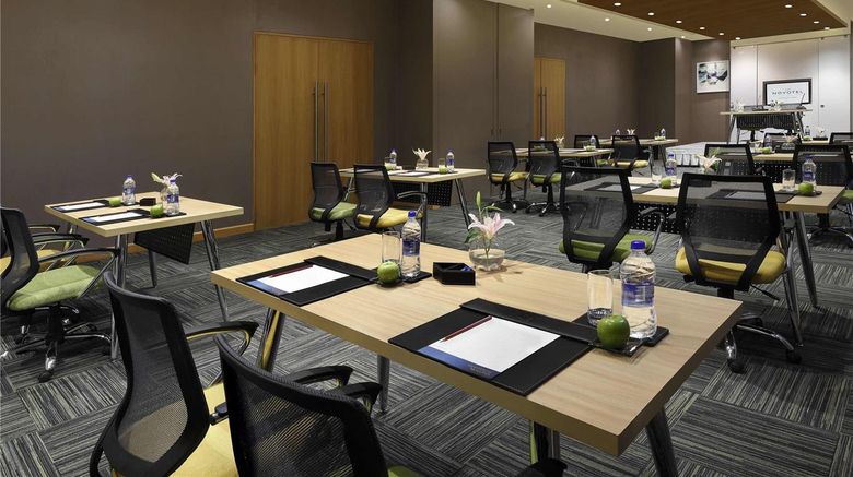 <b>Novotel Chennai OMR Meeting</b>. Images powered by <a href="https://iceportal.shijigroup.com/" title="IcePortal" target="_blank">IcePortal</a>.