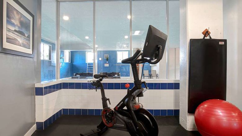 <b>Days Inn Victoria Uptown Health</b>. Images powered by <a href="https://iceportal.shijigroup.com/" title="IcePortal" target="_blank">IcePortal</a>.