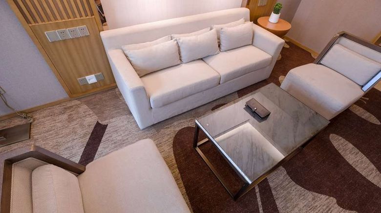 <b>Ramada Plaza by Wyndham Fuzhou South Suite</b>. Images powered by <a href="https://iceportal.shijigroup.com/" title="IcePortal" target="_blank">IcePortal</a>.