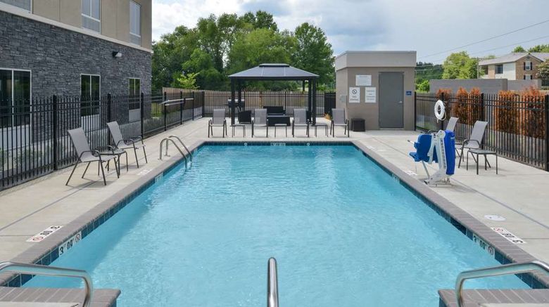 <b>Americas Best Value Inn Pool</b>. Images powered by <a href="https://iceportal.shijigroup.com/" title="IcePortal" target="_blank">IcePortal</a>.