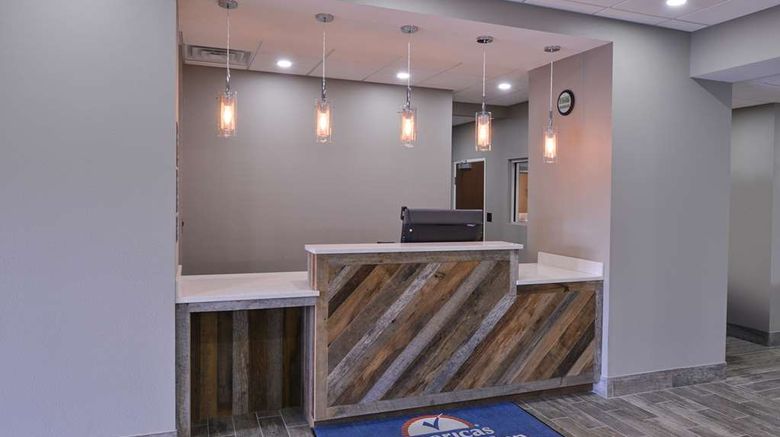 <b>Americas Best Value Inn Lobby</b>. Images powered by <a href="https://iceportal.shijigroup.com/" title="IcePortal" target="_blank">IcePortal</a>.