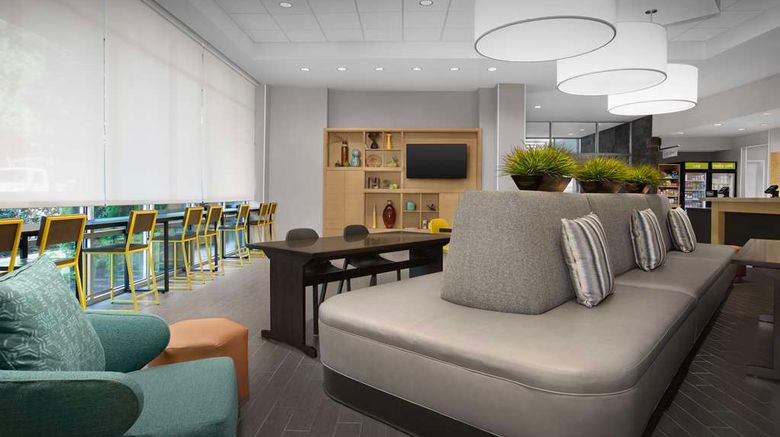 <b>Home2 Suites Eugene Downtown University Lobby</b>. Images powered by <a href="https://iceportal.shijigroup.com/" title="IcePortal" target="_blank">IcePortal</a>.