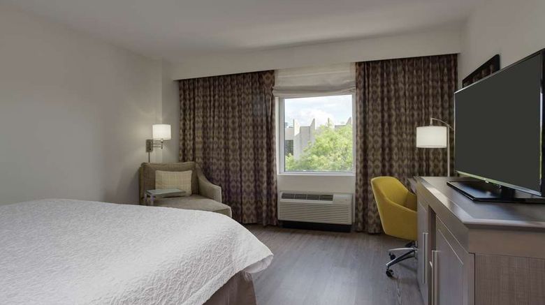 <b>Hampton Inn Suites Miami Wynwood Design Room</b>. Images powered by <a href="https://iceportal.shijigroup.com/" title="IcePortal" target="_blank">IcePortal</a>.