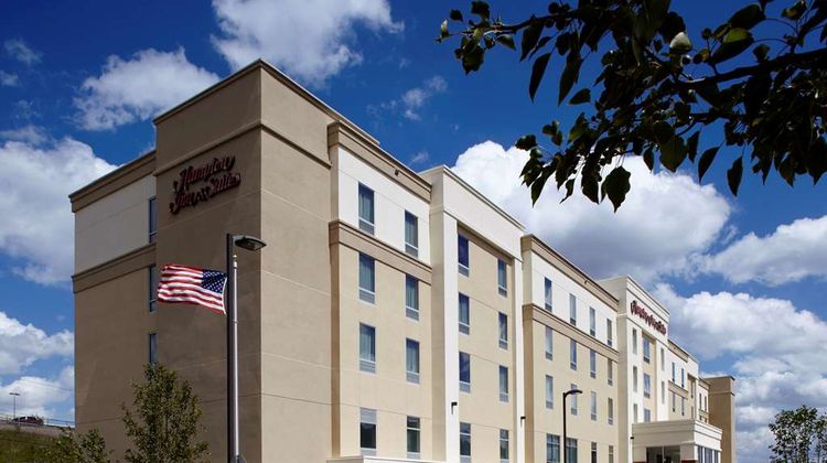 Hampton Inn/Suites Pittsburgh Arpt S Exterior