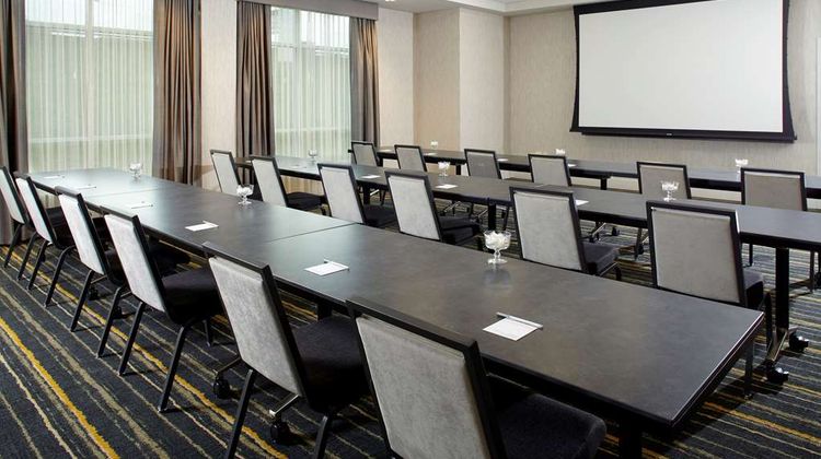 Hampton Inn/Suites Pittsburgh Arpt S Meeting