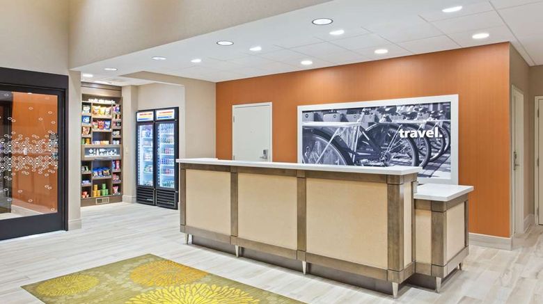 <b>Hampton Inn Sault Ste Marie Lobby</b>. Images powered by <a href="https://iceportal.shijigroup.com/" title="IcePortal" target="_blank">IcePortal</a>.