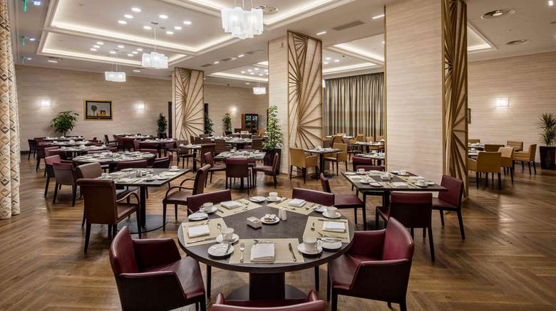 <b>Hilton Podgorica Crna Gora Restaurant</b>. Images powered by <a href="https://iceportal.shijigroup.com/" title="IcePortal" target="_blank">IcePortal</a>.