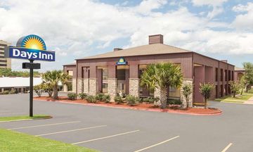 Days Inn University Drive
