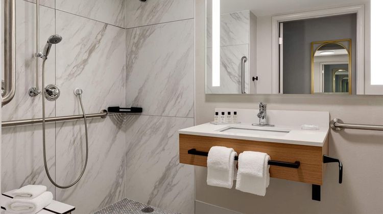 Wyndham Garden Atlanta Airport Room