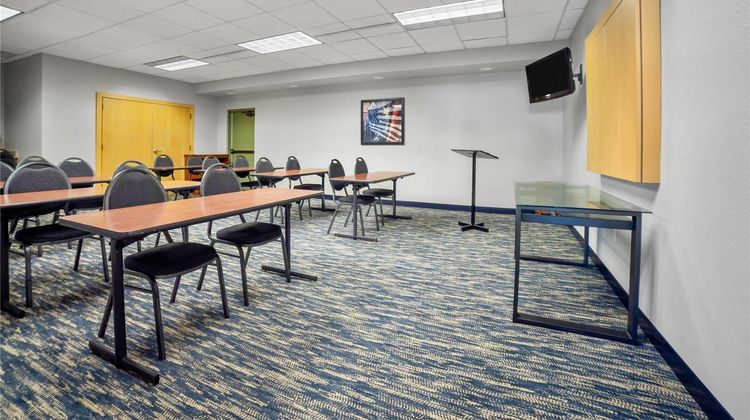 AmericInn by Wyndham Beloit Meeting