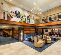 Inn At Great Neck Lobby