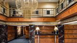 Inn At Great Neck Lobby