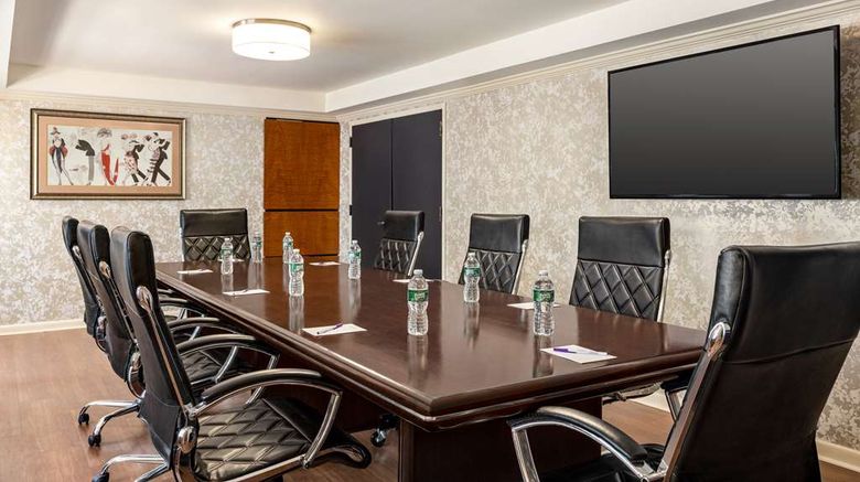 <b>Inn At Great Neck Meeting</b>. Images powered by <a href="https://iceportal.shijigroup.com/" title="IcePortal" target="_blank">IcePortal</a>.