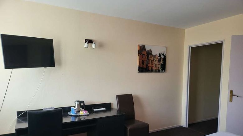 <b>Kyriad Tours-Joue Les Tours Room</b>. Images powered by <a href="https://iceportal.shijigroup.com/" title="IcePortal" target="_blank">IcePortal</a>.