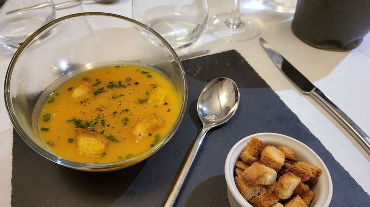 Kyriad Tours-Joue Les Tours Restaurant