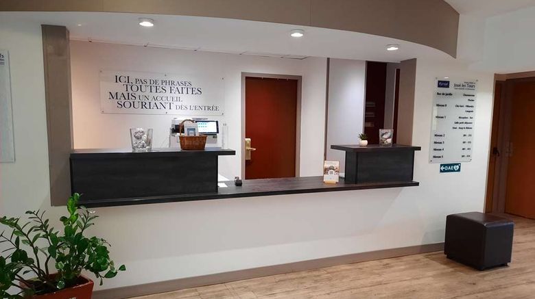 <b>Kyriad Tours-Joue Les Tours Lobby</b>. Images powered by <a href="https://iceportal.shijigroup.com/" title="IcePortal" target="_blank">IcePortal</a>.