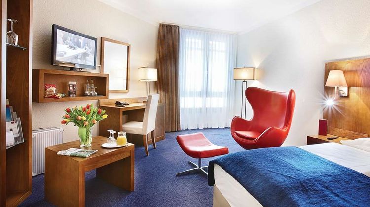 Golden Tulip Bielefeld City Room