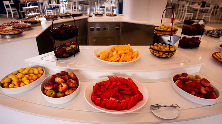 <b>Golden Tulip Taj Sultan Resort Restaurant</b>. Images powered by <a href="https://iceportal.shijigroup.com/" title="IcePortal" target="_blank">IcePortal</a>.