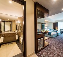 Golden Tulip Doha Room