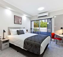 Argus Hotel Darwin Room
