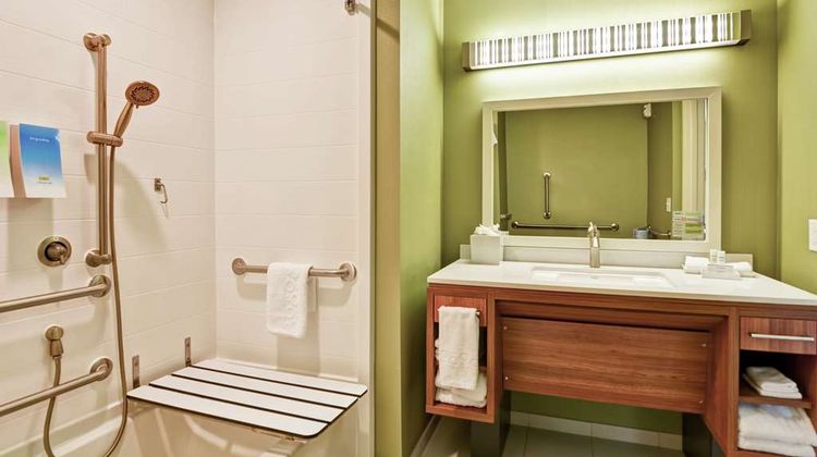 Home2 Suites by Hilton Charlotte Airport Room