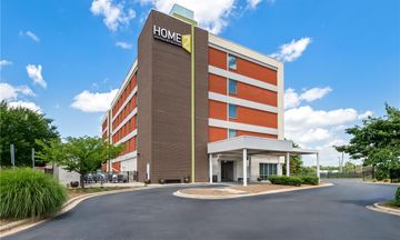 Home2 Suites by Hilton Charlotte Airport