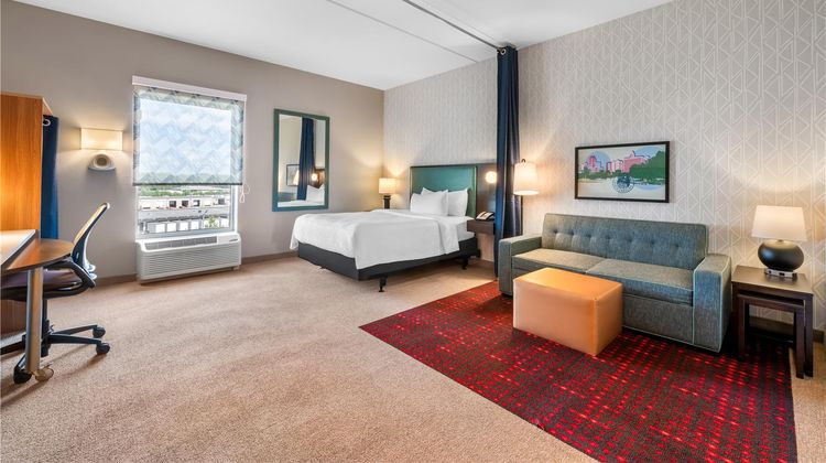 Home2 Suites by Hilton Charlotte Airport Room