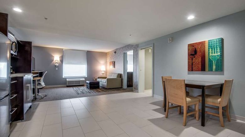 <b>Home2 Suites by Hilton DFW Airport South Room</b>. Images powered by <a href="https://iceportal.shijigroup.com/" title="IcePortal" target="_blank">IcePortal</a>.