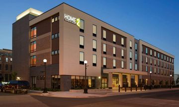 Home2 Suites by Hilton La Crosse