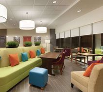 Home2 Suites by Hilton La Crosse Lobby