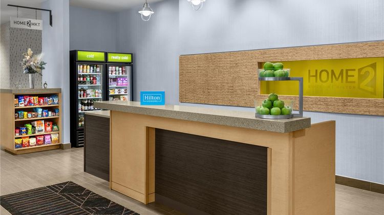 Home2 Suites by Hilton La Crosse Lobby
