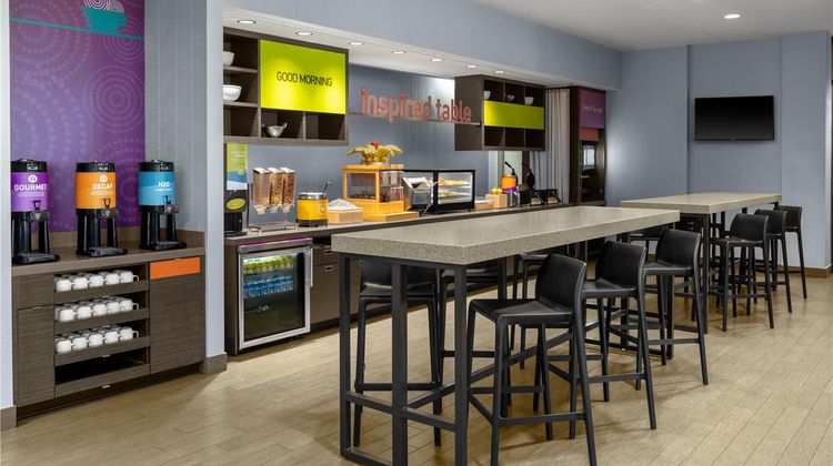 Home2 Suites by Hilton La Crosse Restaurant